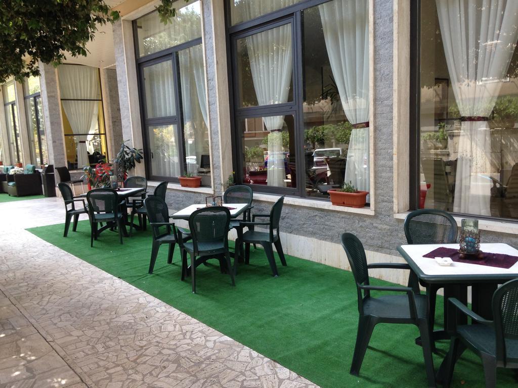 Hotel Mediterraneo Chianciano Terme Eksteriør bilde